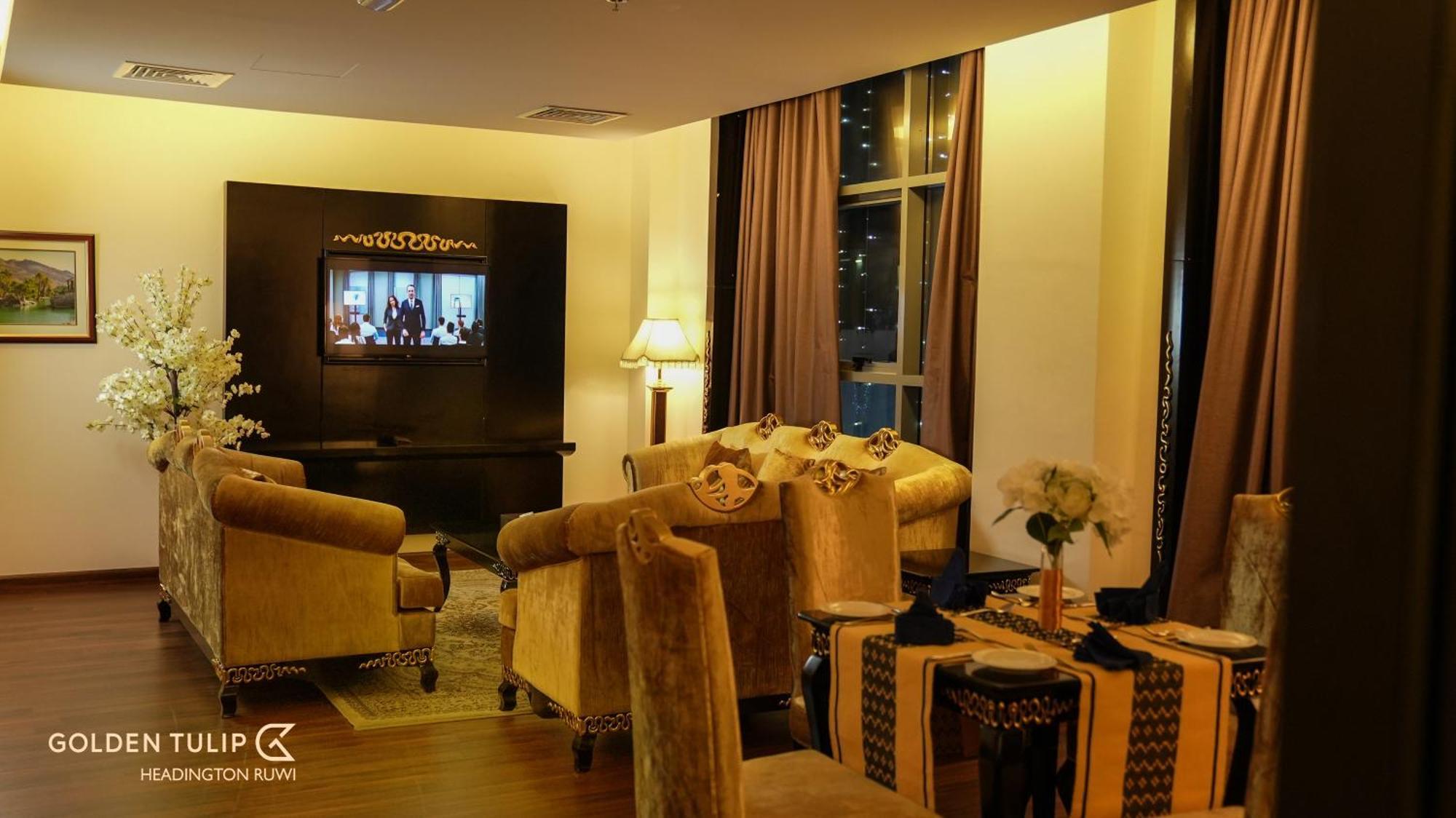 Golden Tulip Headington Hotel Masqat Buitenkant foto