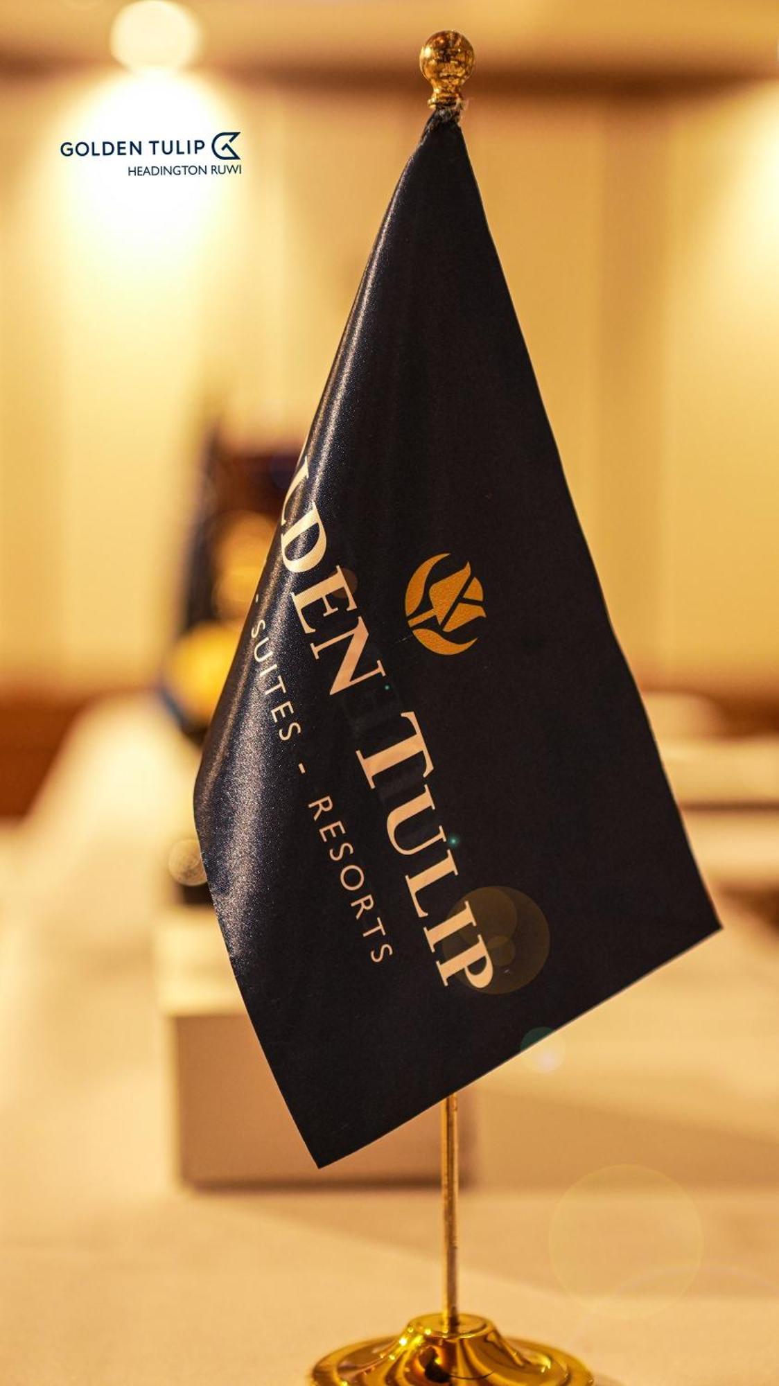 Golden Tulip Headington Hotel Masqat Buitenkant foto