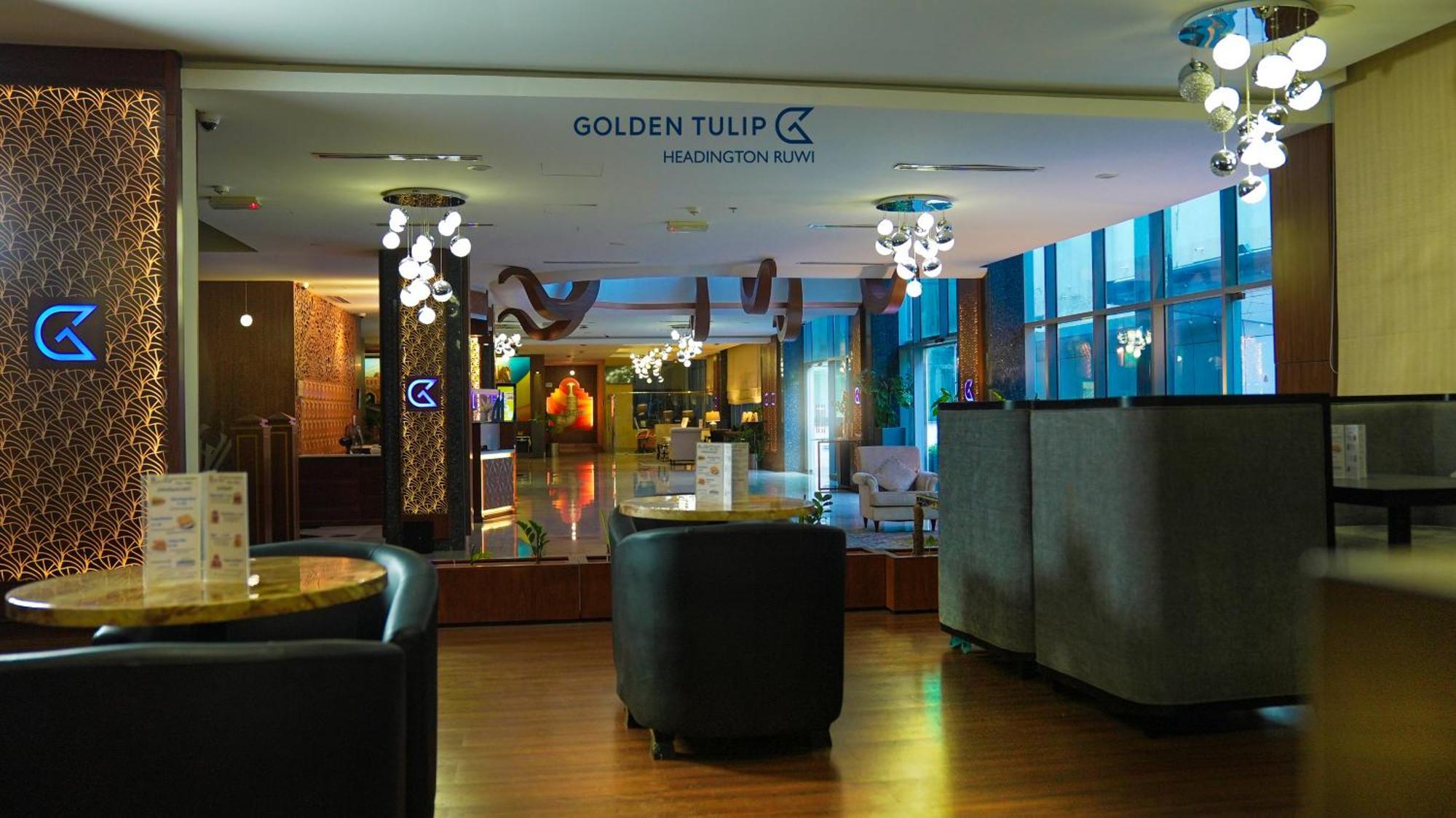 Golden Tulip Headington Hotel Masqat Buitenkant foto