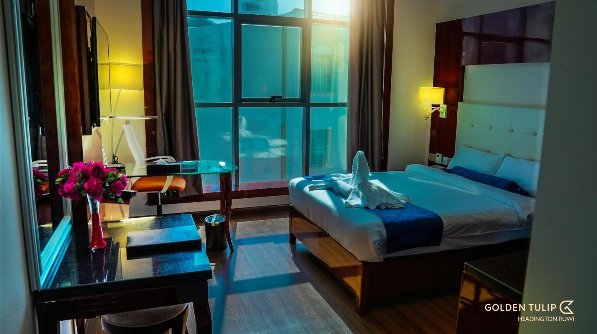 Golden Tulip Headington Hotel Masqat Buitenkant foto