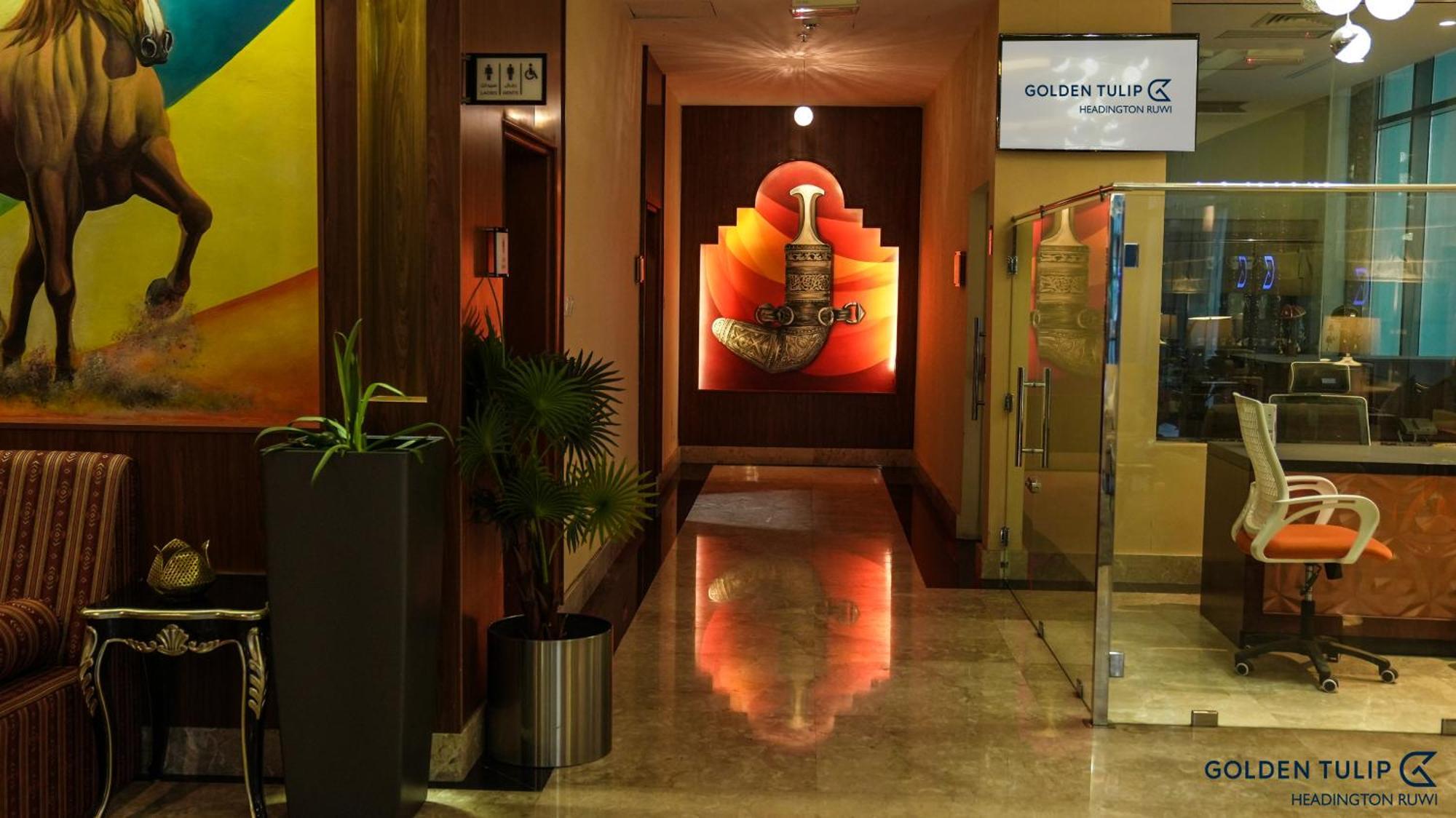 Golden Tulip Headington Hotel Masqat Buitenkant foto